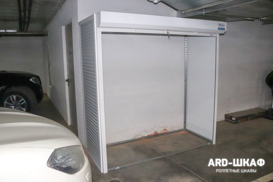 Шкаф роллетный 1230х1050х800