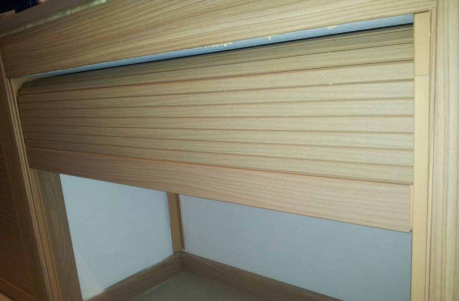 Жалюзийные двери 2100