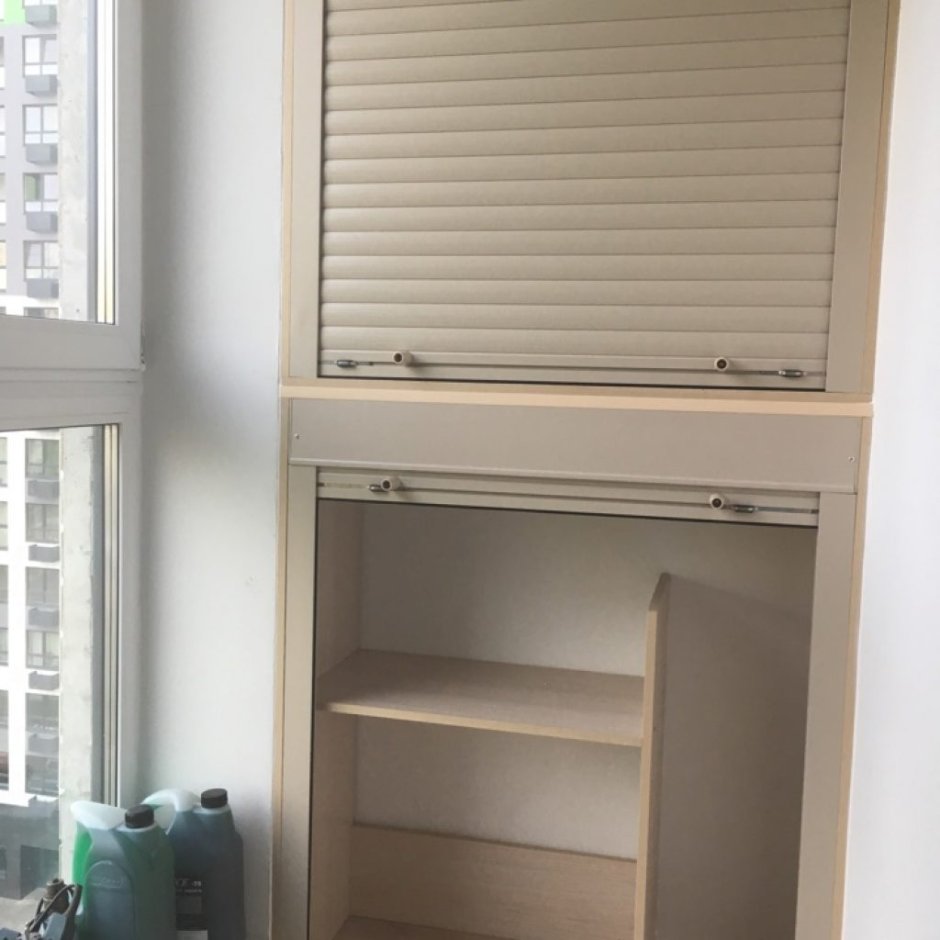 Ролетный шкаф в паркинг eurogar