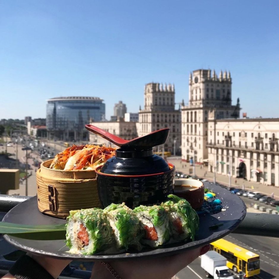 EVOS ресторан зал