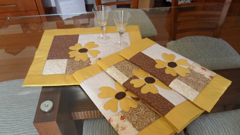 Дорожки на стол в стиле японского пэчворка