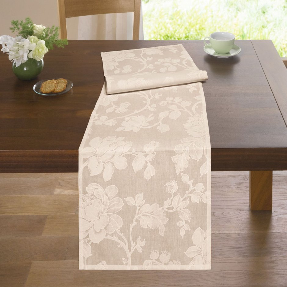 Тканые дорожки на стол