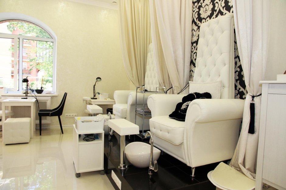 Шторы для парикмахерской