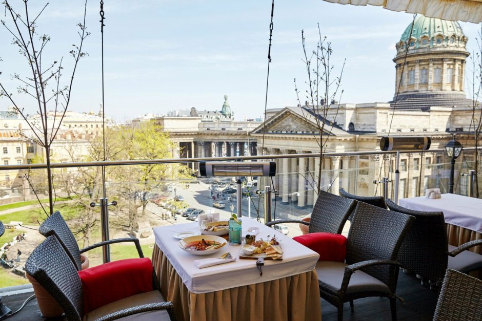 Ресторан Москва на Невском веранда