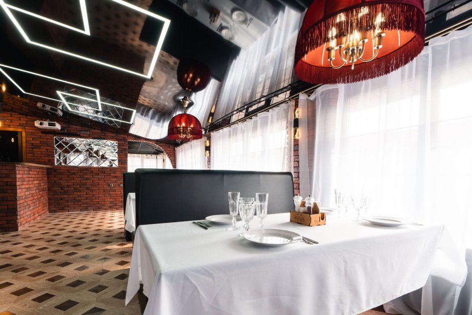 Ресторан в охотничьем стиле