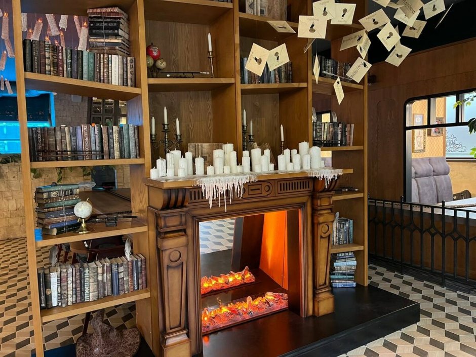 Интерьер кафе в стиле Гарри Поттера