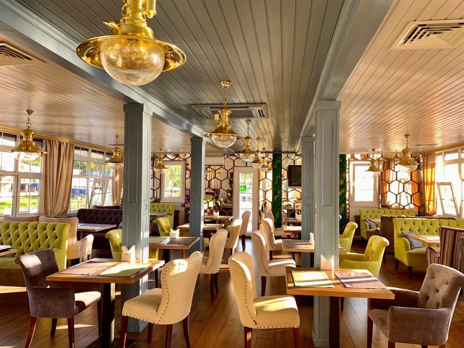 Лотос бар Каспийск