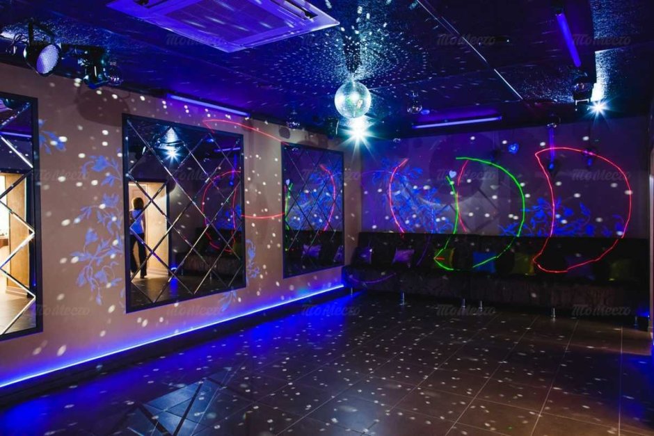 Комната для дискотеки