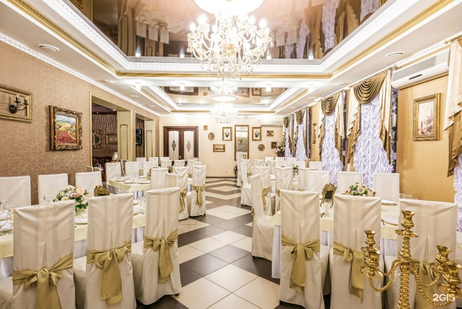 Банкетный зал Павлин Брянск