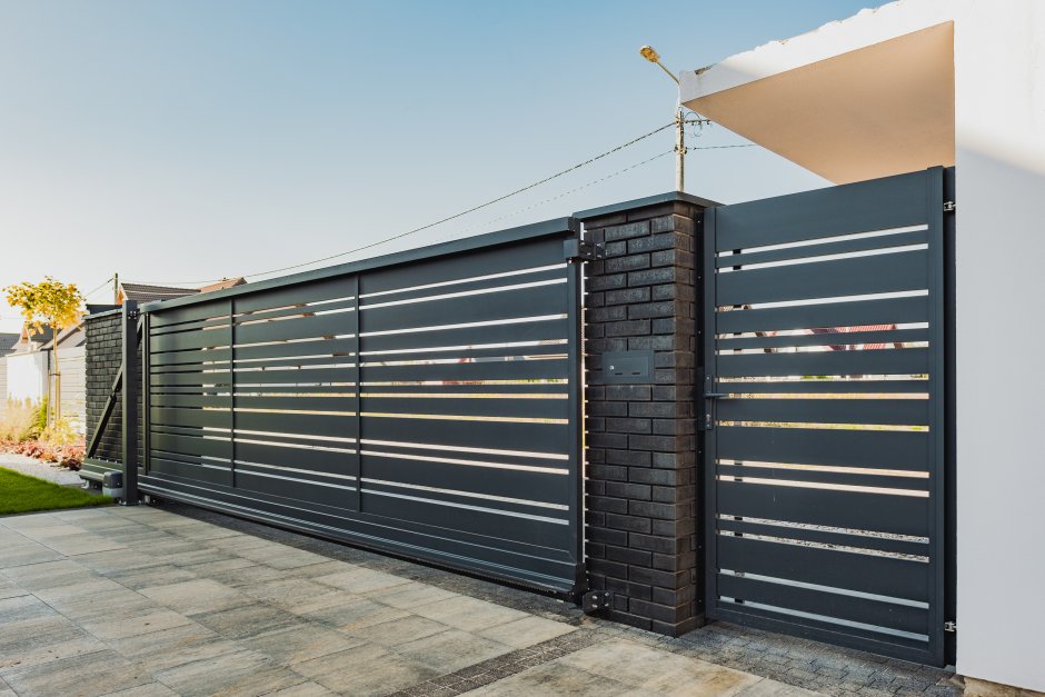 Откатные ворота лофт