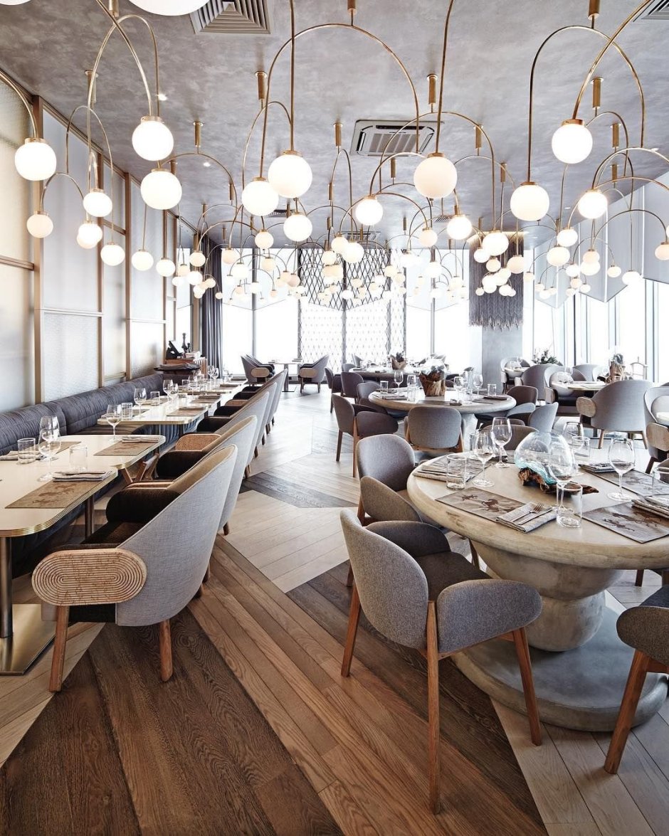 Интерьер ресторана «Моондзун»Япония