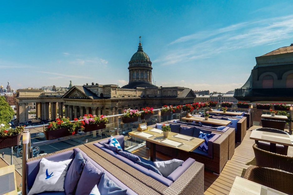 Ресторан на крыше с видом на Исаакиевский собор СПБ