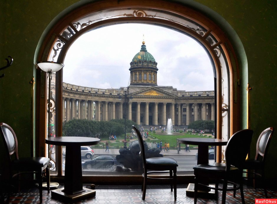 Казанский собор и Зингер в Санкт-Петербурге