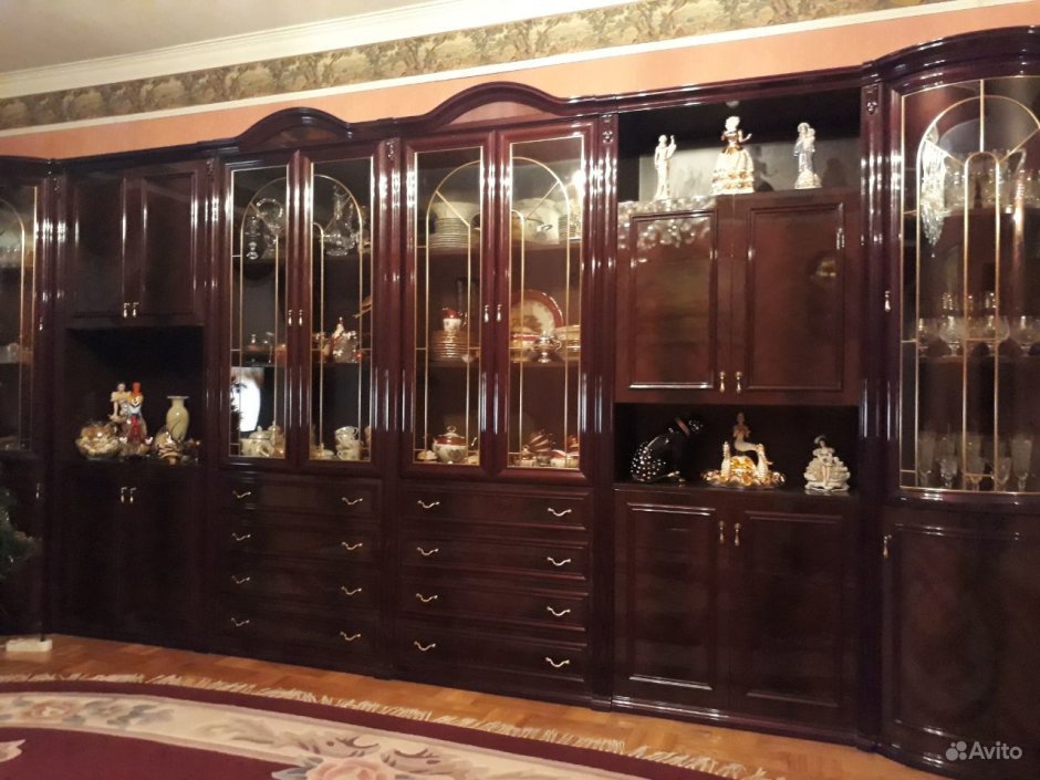 Отреставрированный шкаф