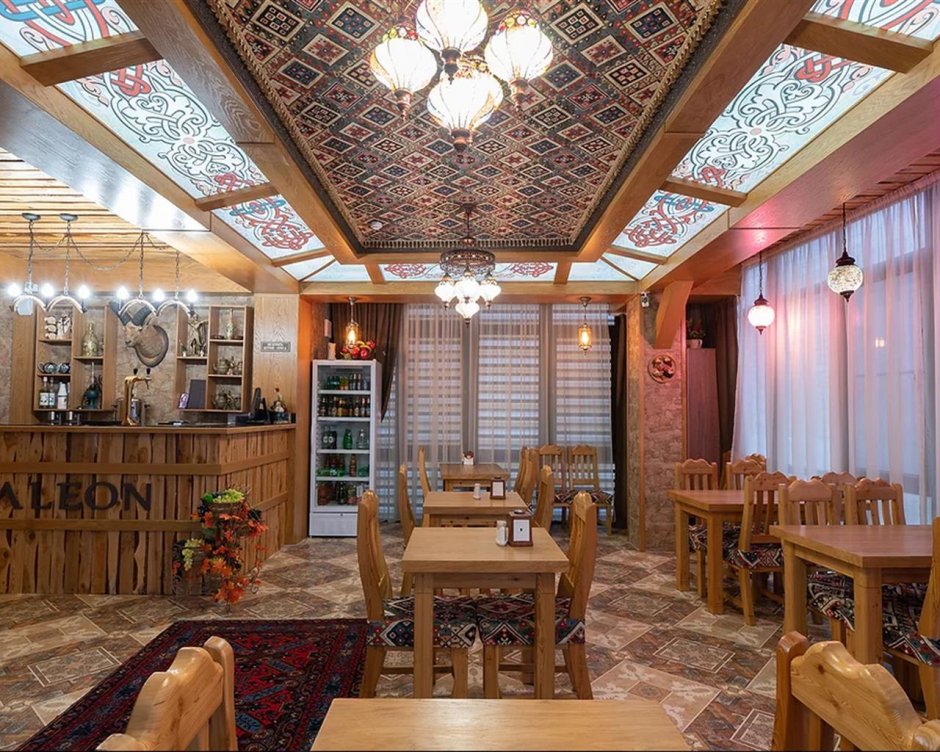 Tommy Lee Jones Diner Махачкала