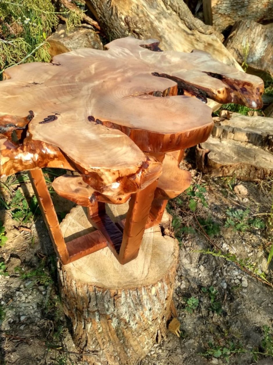 Столы из Капа и сувели