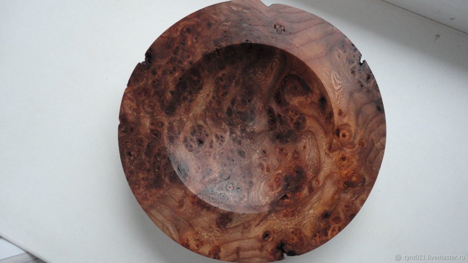 Кап на дереве