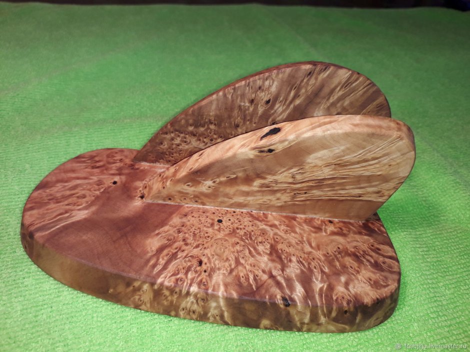 Изделия из Капа мебель