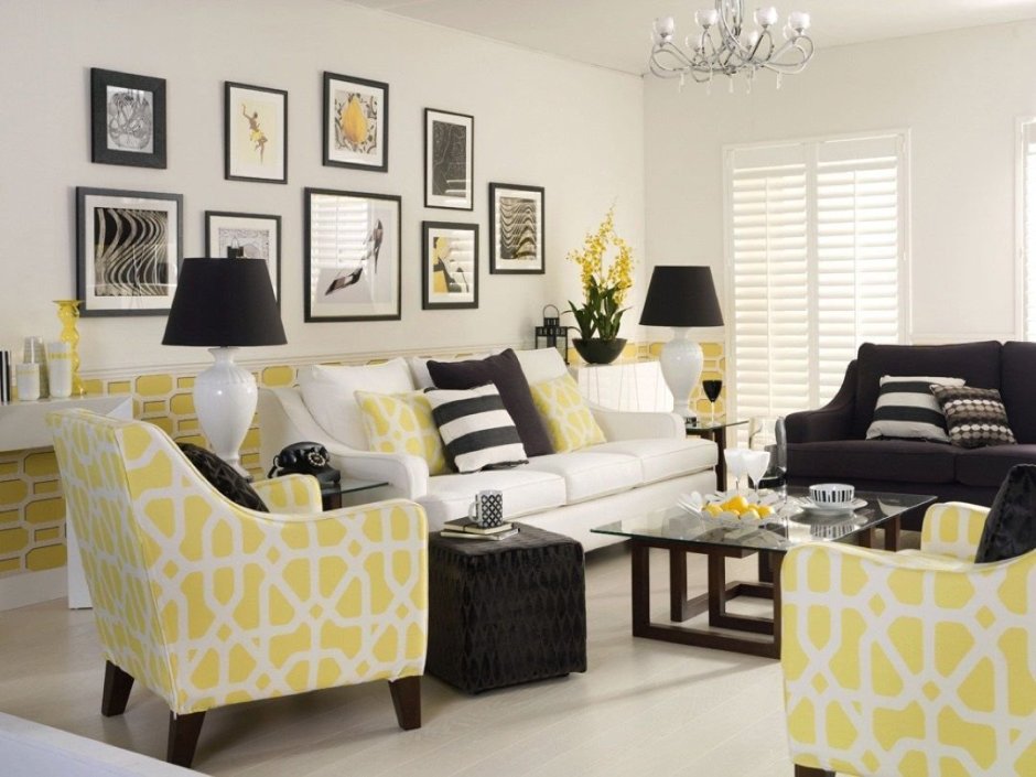 Гостиная с желтыми акцентами