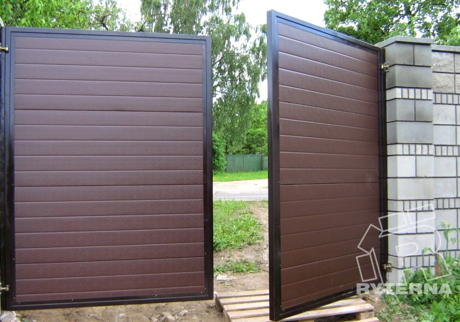 Ворота 4500 откатные профнастил