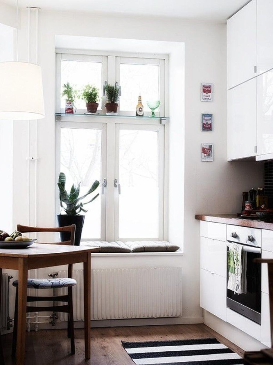 Подоконник на кухне