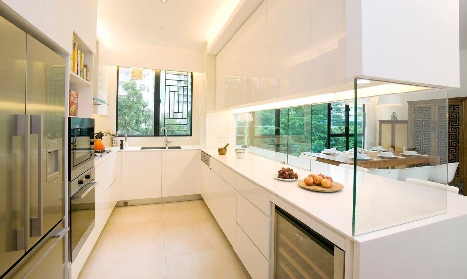 Узкая п образная кухня