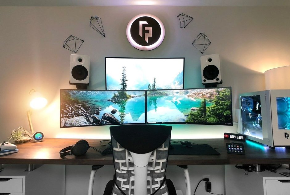 Крутое рабочее место