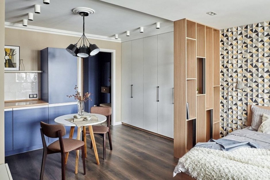 Кровать в нише в однокомнатной