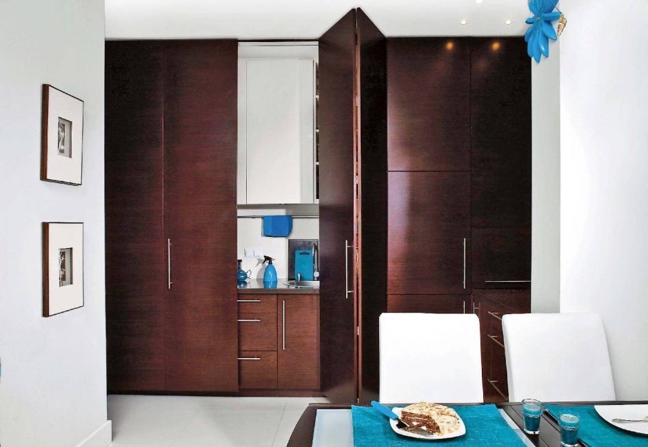 Спальня со светлым полом