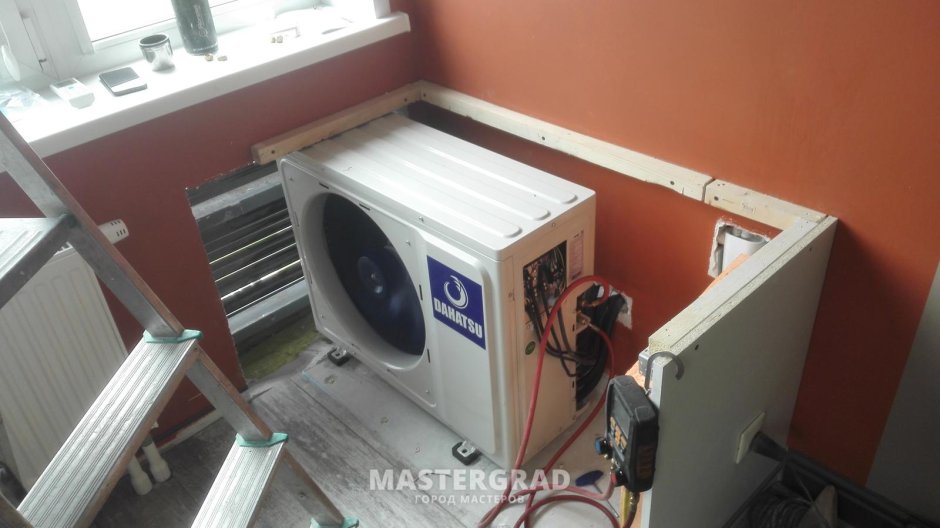 Короб для наружного блока кондиционера на лоджии
