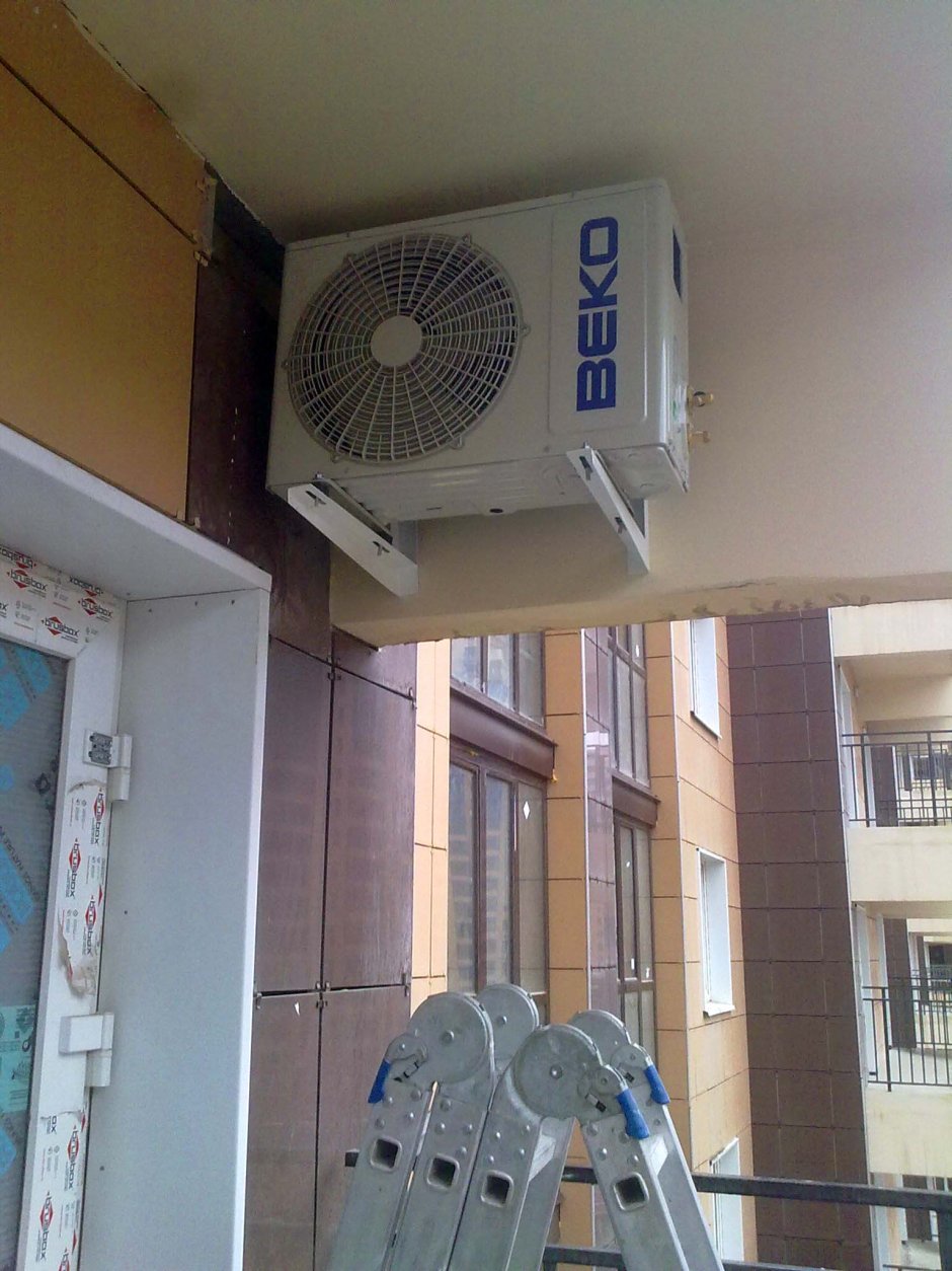 Кондиционер на балконе