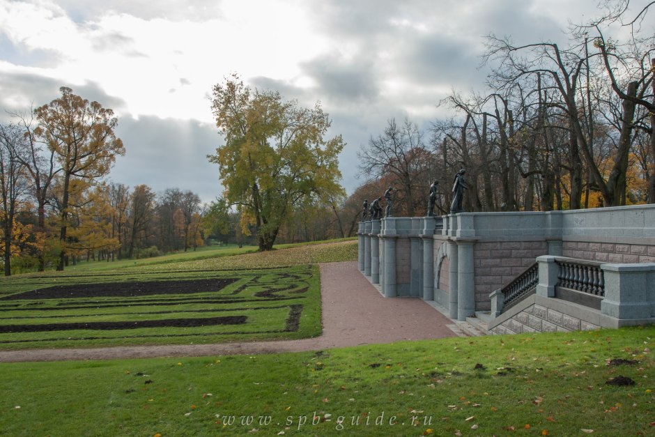 Пушкин. Екатерининский парк. Гранитная терраса