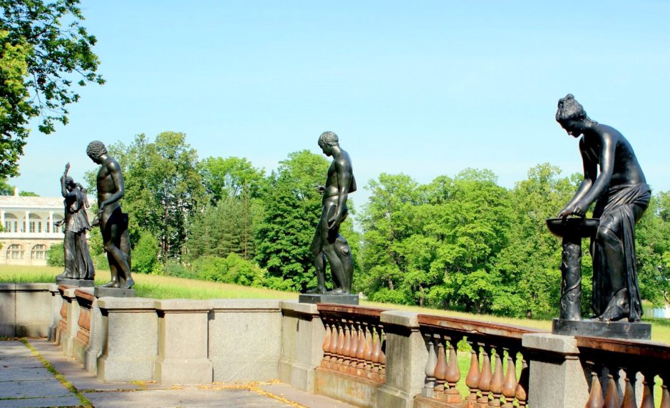 Гранитная терраса в Екатерининском парке