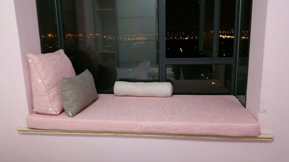 Матрас на подоконник бежевый