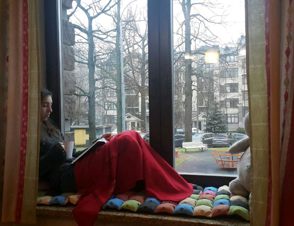 Покрывало на подоконник