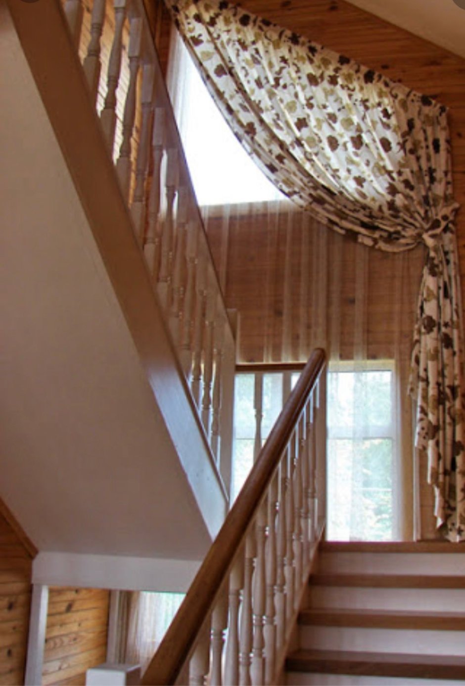 Шторы на треугольные окна