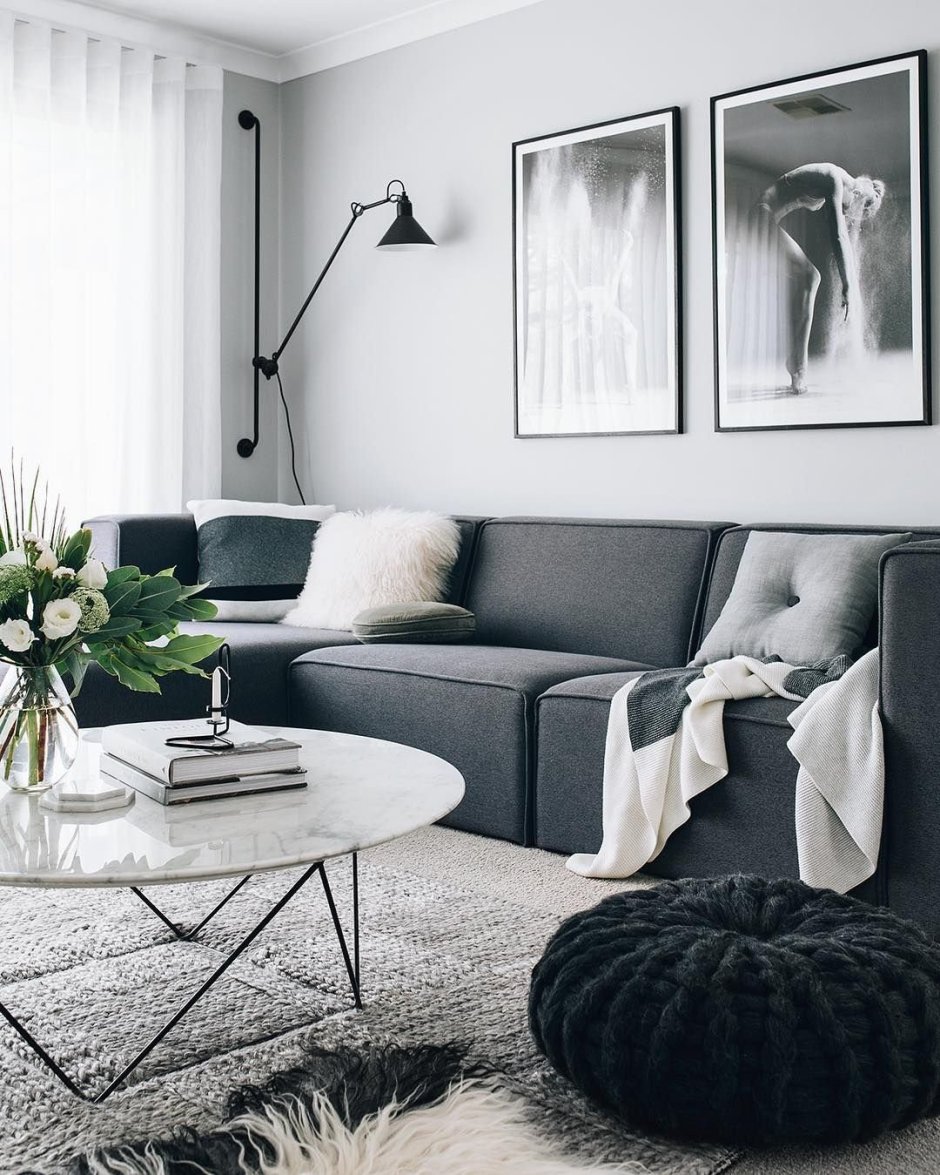 Бело серый интерьер