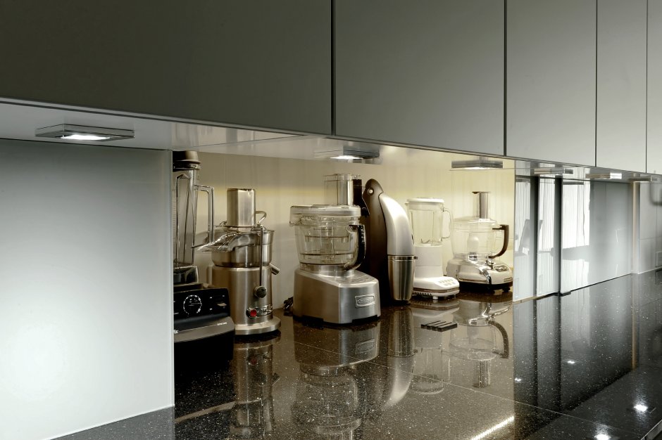 Потайные шкафы на кухне