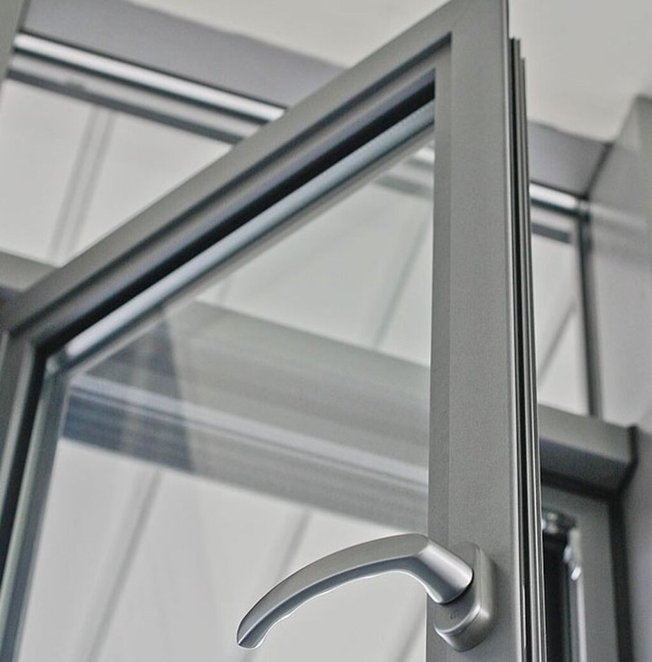 Оконный переплет остекленный