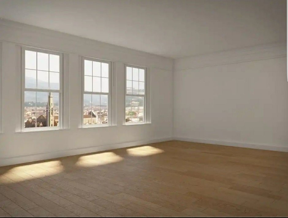 Пустая комната с окном