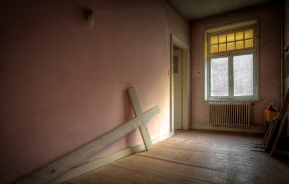 Белая комната без ничего