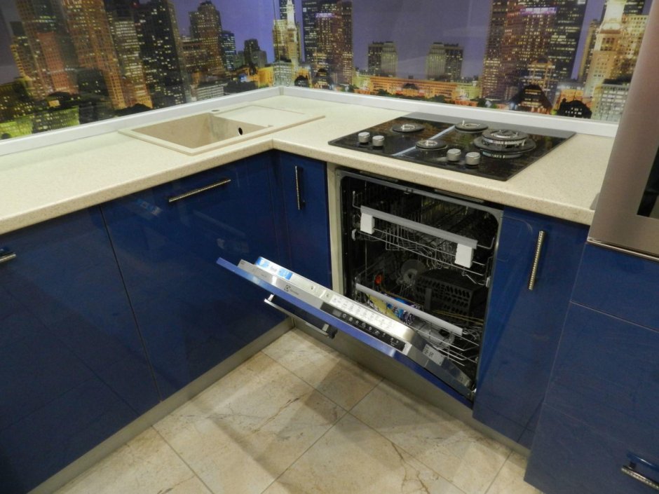 Посудомойка под варочной поверхностью