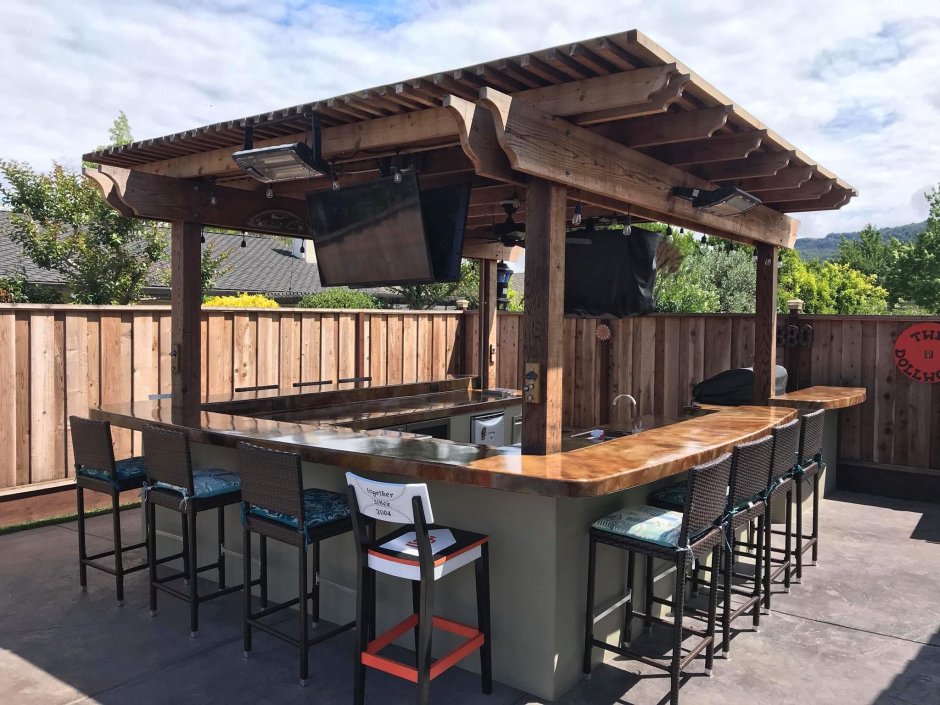 Уличная барная стойка