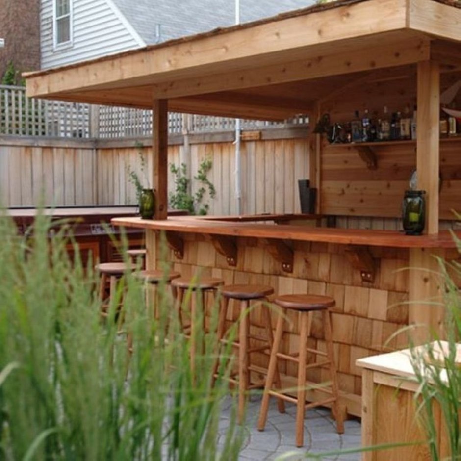 Барная стойка на веранде на даче
