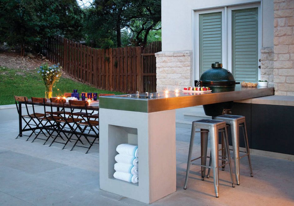 Уличная барная стойка