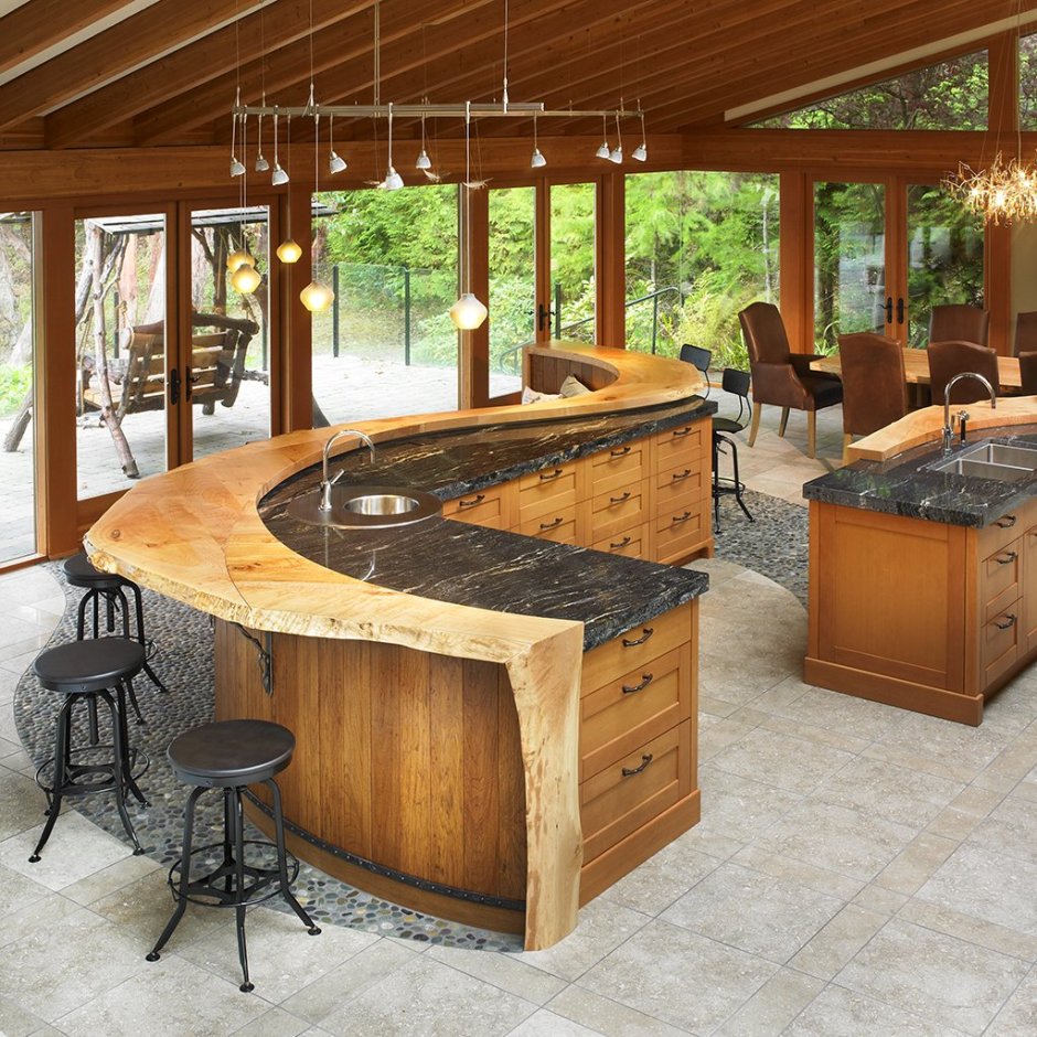 Деревянная барная стойка