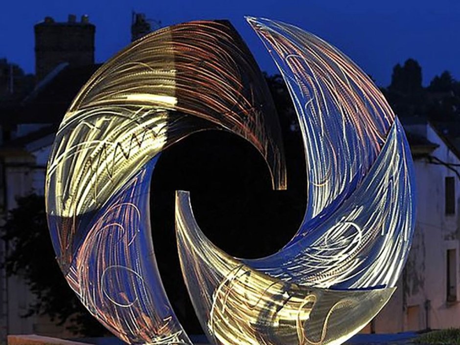 Современная скульптура