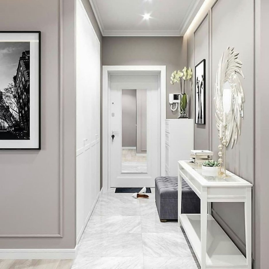 Узкая прихожая