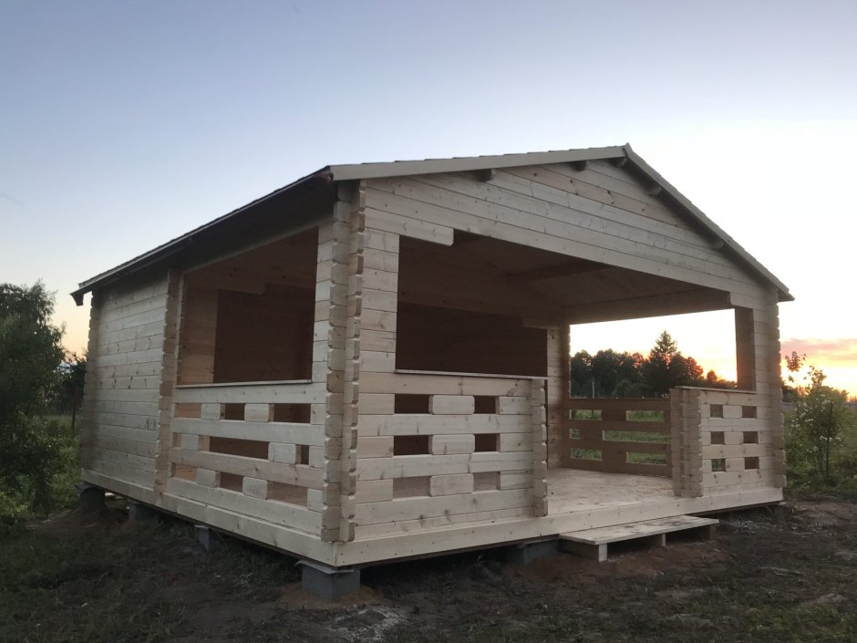 Беседка из минибруса