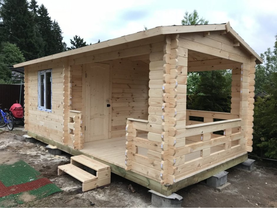 Беседка из минибруса